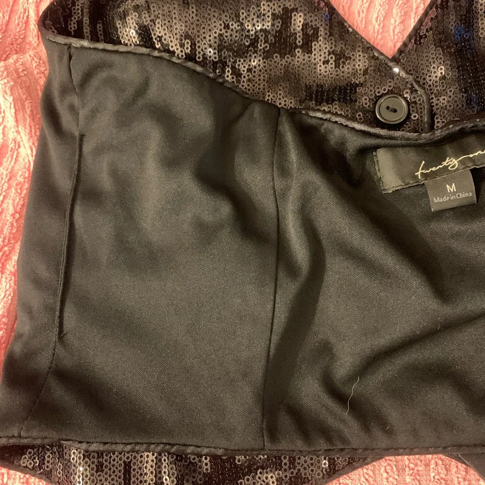 Black Twenty One sequin halter vest with pockets,Sm - Picture 10 of 16